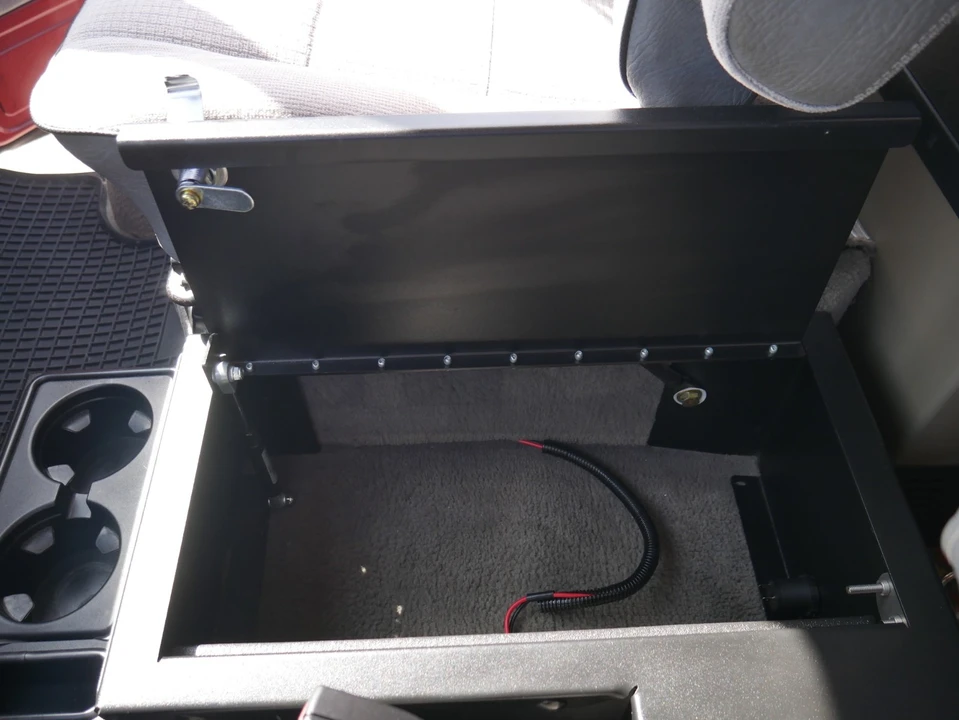 1987 Volkswagen EuroVan - Image 17 of 21