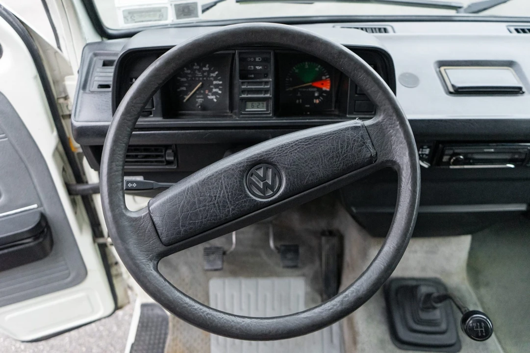 1987 Volkswagen EuroVan - Image 6 of 8