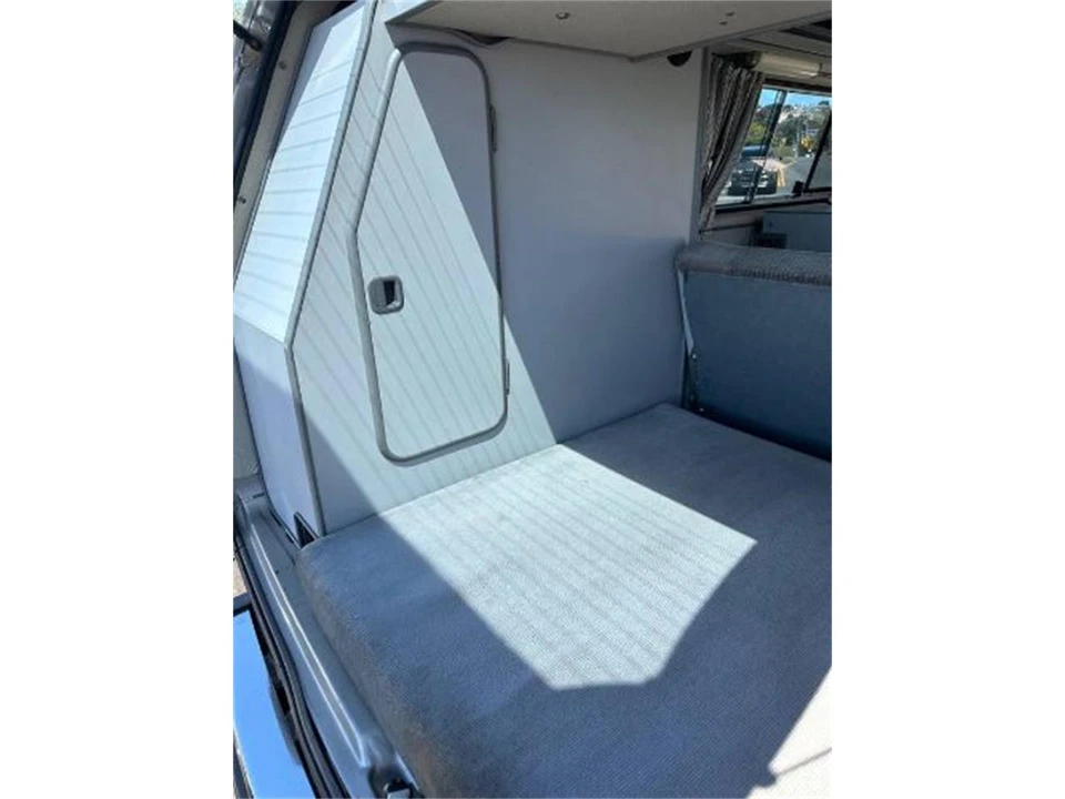 1987 Volkswagen Vanagon - Image 5 of 18