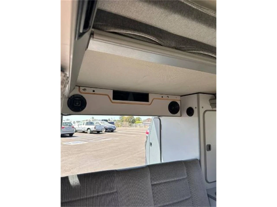 1987 Volkswagen Vanagon - Image 12 of 18