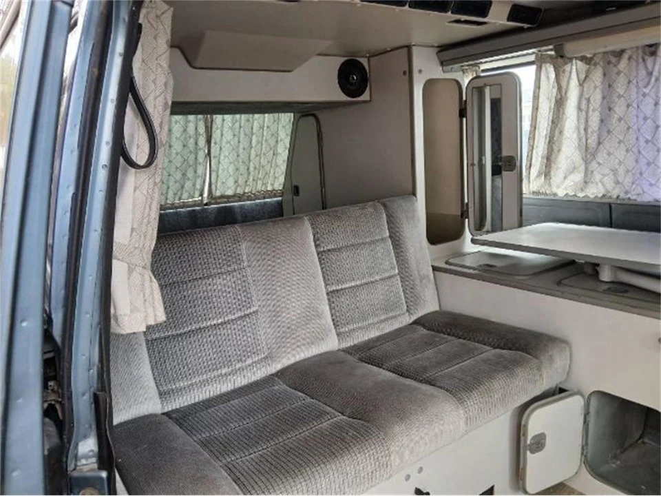1987 Volkswagen Vanagon - Image 10 of 23