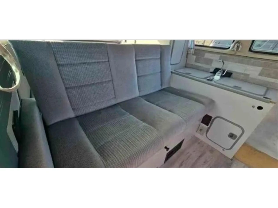 1987 Volkswagen Vanagon - Image 9 of 21