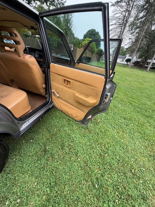 1987 Volvo 245 - Image 29 of 31