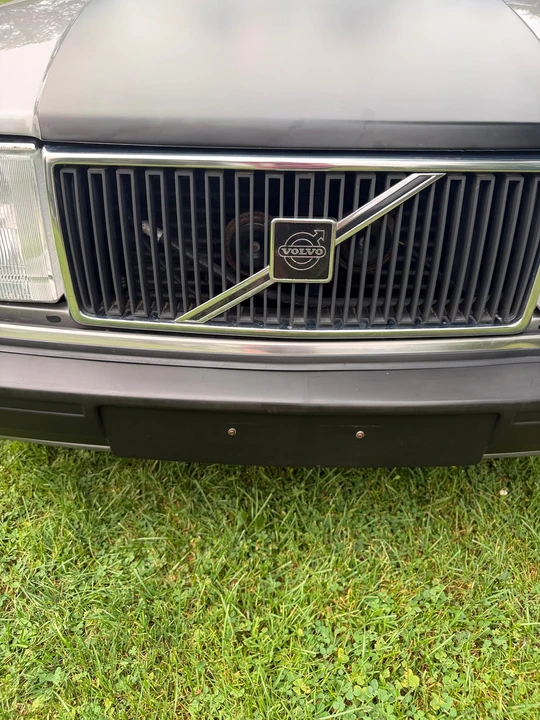 1987 Volvo 245 - Image 9 of 31