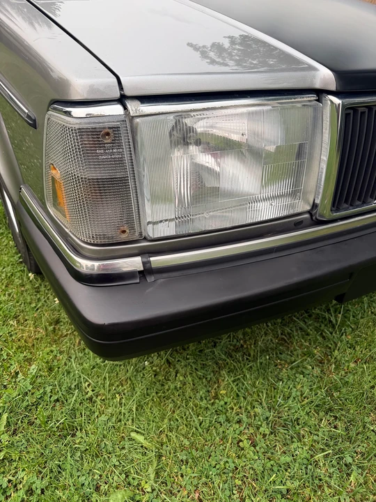 1987 Volvo 245 - Image 10 of 31