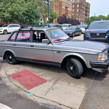 1987 Volvo 240 GL Sedan 4D