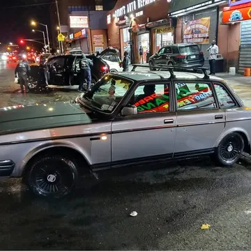 1987 Volvo 240 GL Sedan 4D
