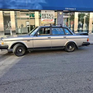 1987 Volvo 240