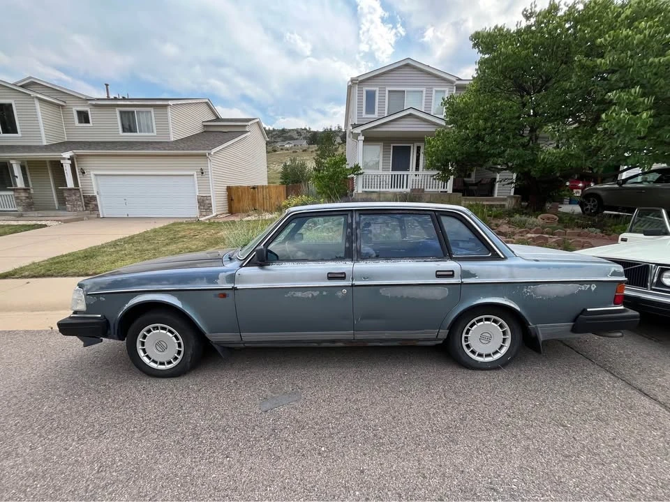 1987 Volvo 244 - Image 11 of 14