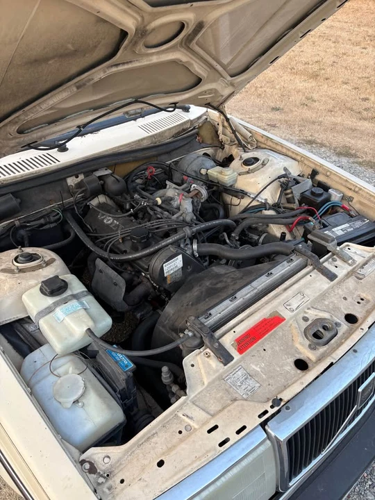 1987 Volvo 244 - Image 19 of 19