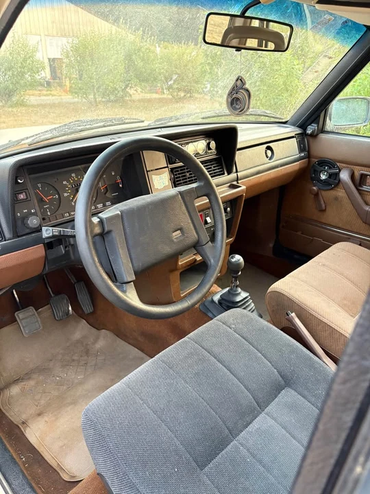 1987 Volvo 244 - Image 12 of 19