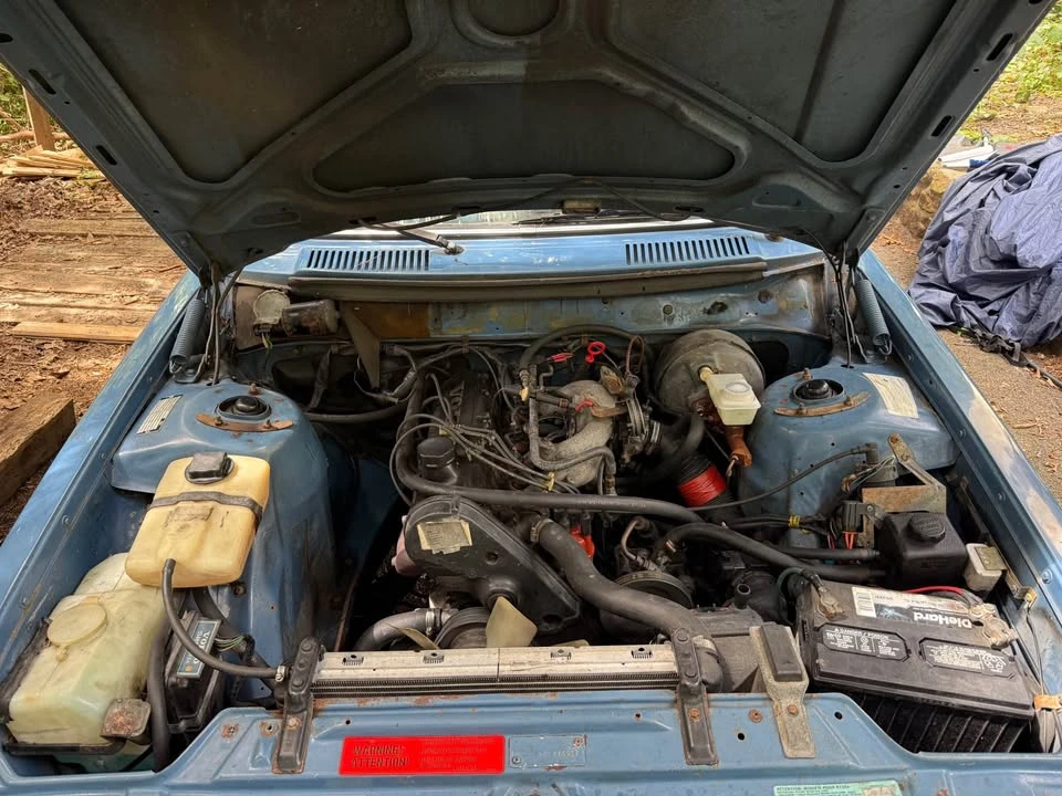 1987 Volvo 244 - Image 8 of 9