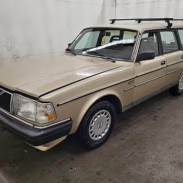 1987 Volvo 240 Wagon 4D