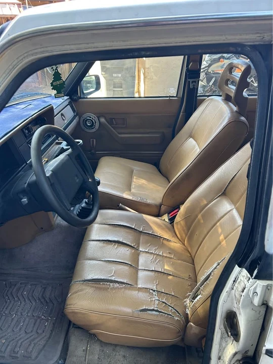 1987 Volvo 245 - Image 7 of 11