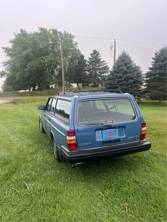 1987 Volvo 245 - Image 2 of 8
