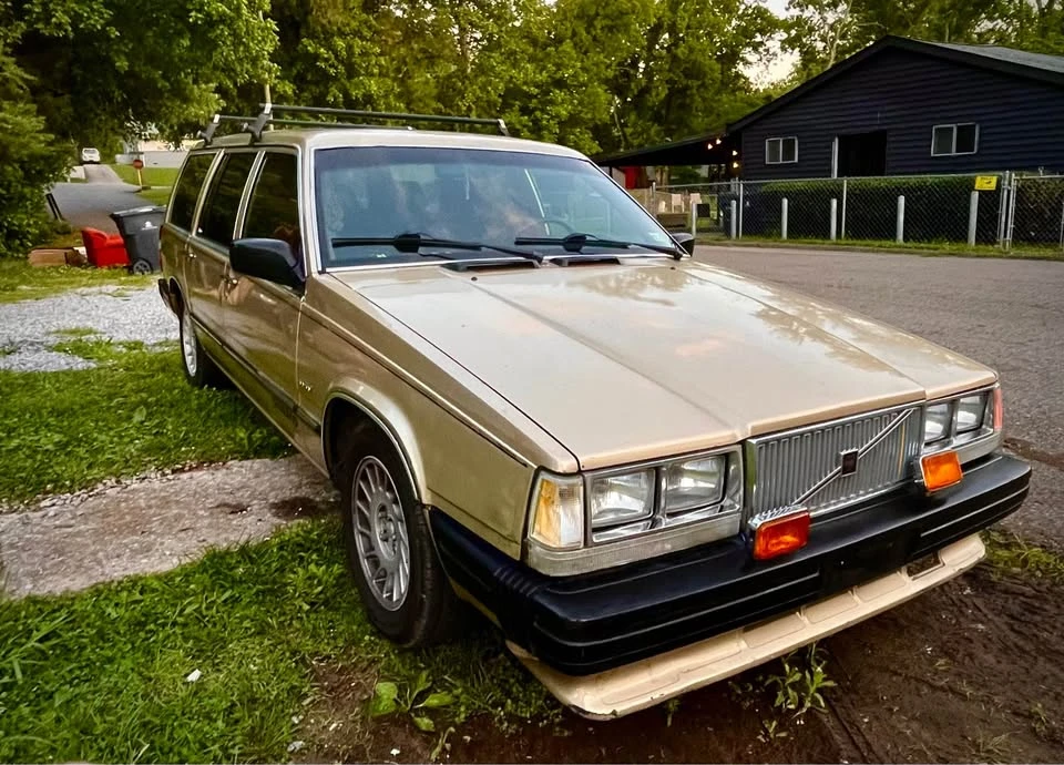1987 Volvo 740 - Image 2 of 7