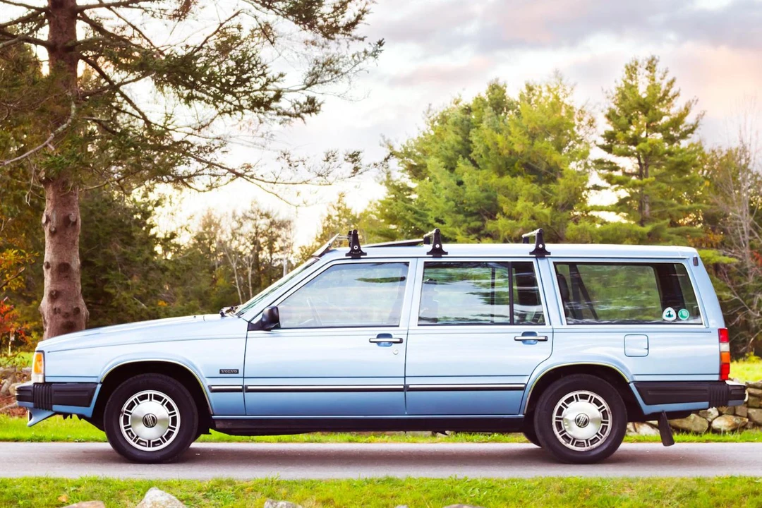 1987 Volvo 740 - Image 3 of 31
