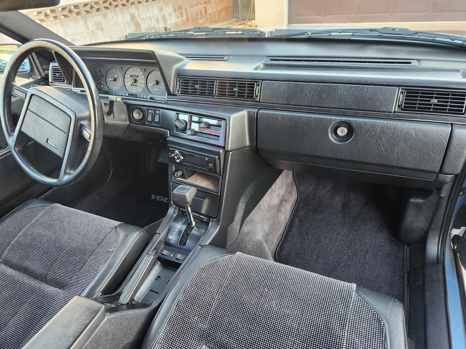 1987 Volvo 740 - Image 21 of 21