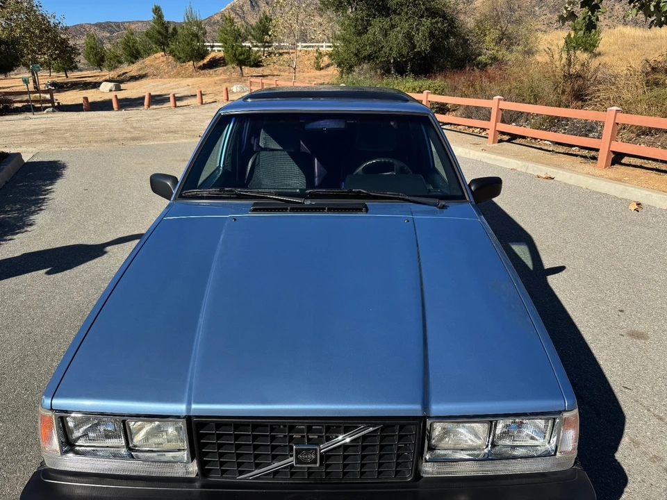 1987 Volvo 740 - Image 10 of 21