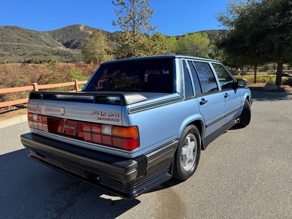 1987 Volvo 740 - Image 7 of 21