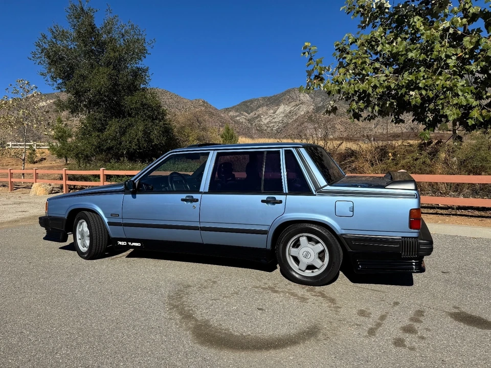 1987 Volvo 740 - Image 4 of 21