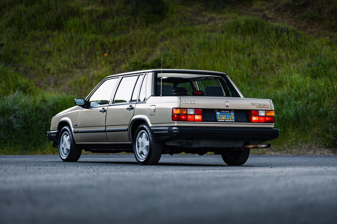 1987 Volvo 740 - Image 14 of 31