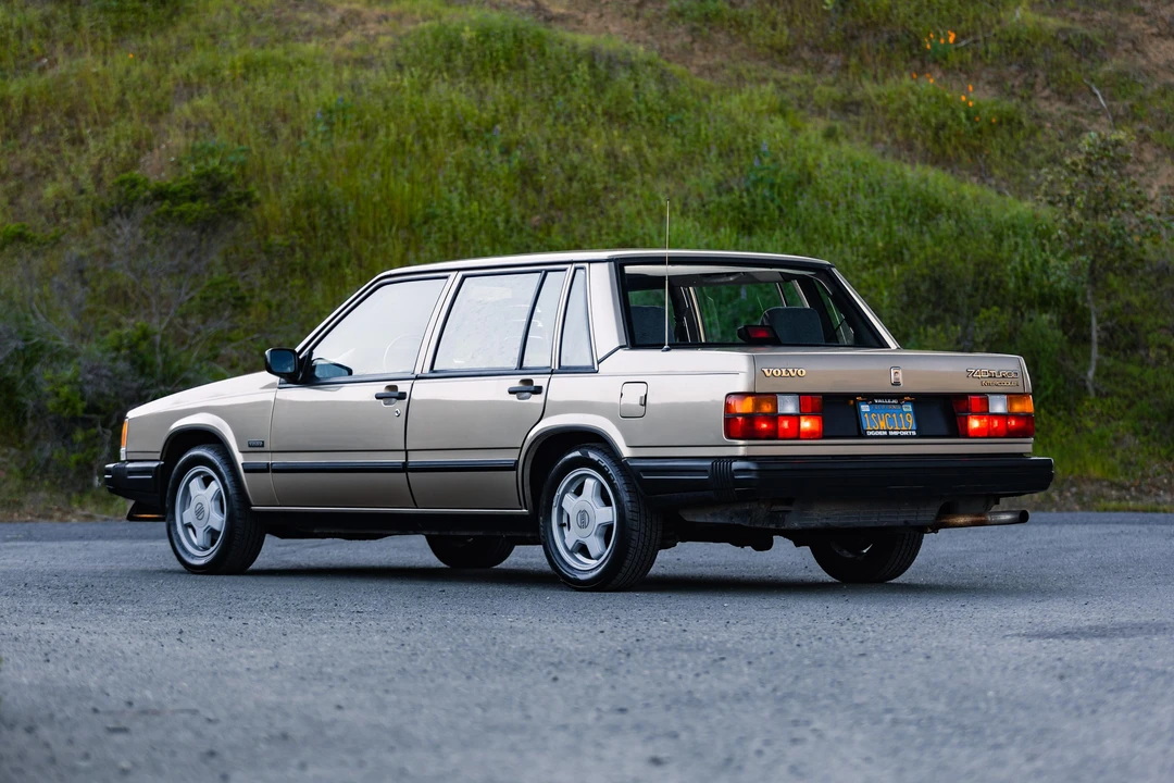 1987 Volvo 740 - Image 13 of 31