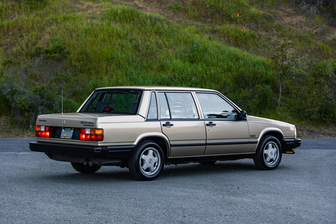 1987 Volvo 740 - Image 17 of 31