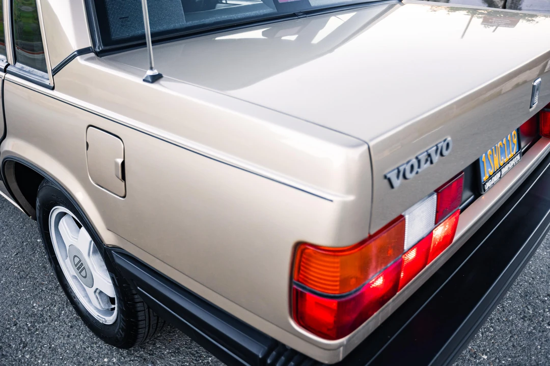1987 Volvo 740 - Image 30 of 31