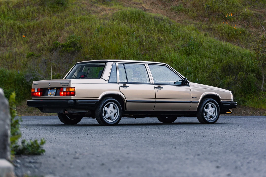 1987 Volvo 740 - Image 18 of 31