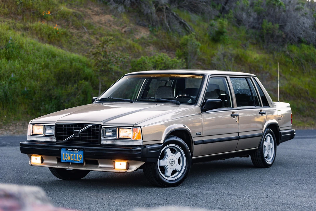 1987 Volvo 740 - Image 8 of 31