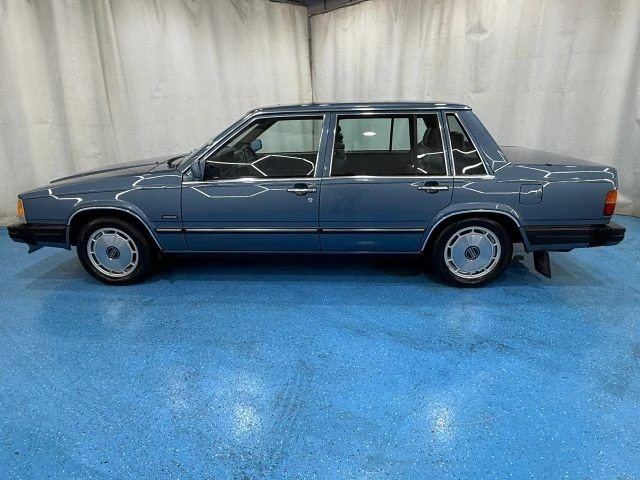 1987 Volvo 760 - Image 2 of 31