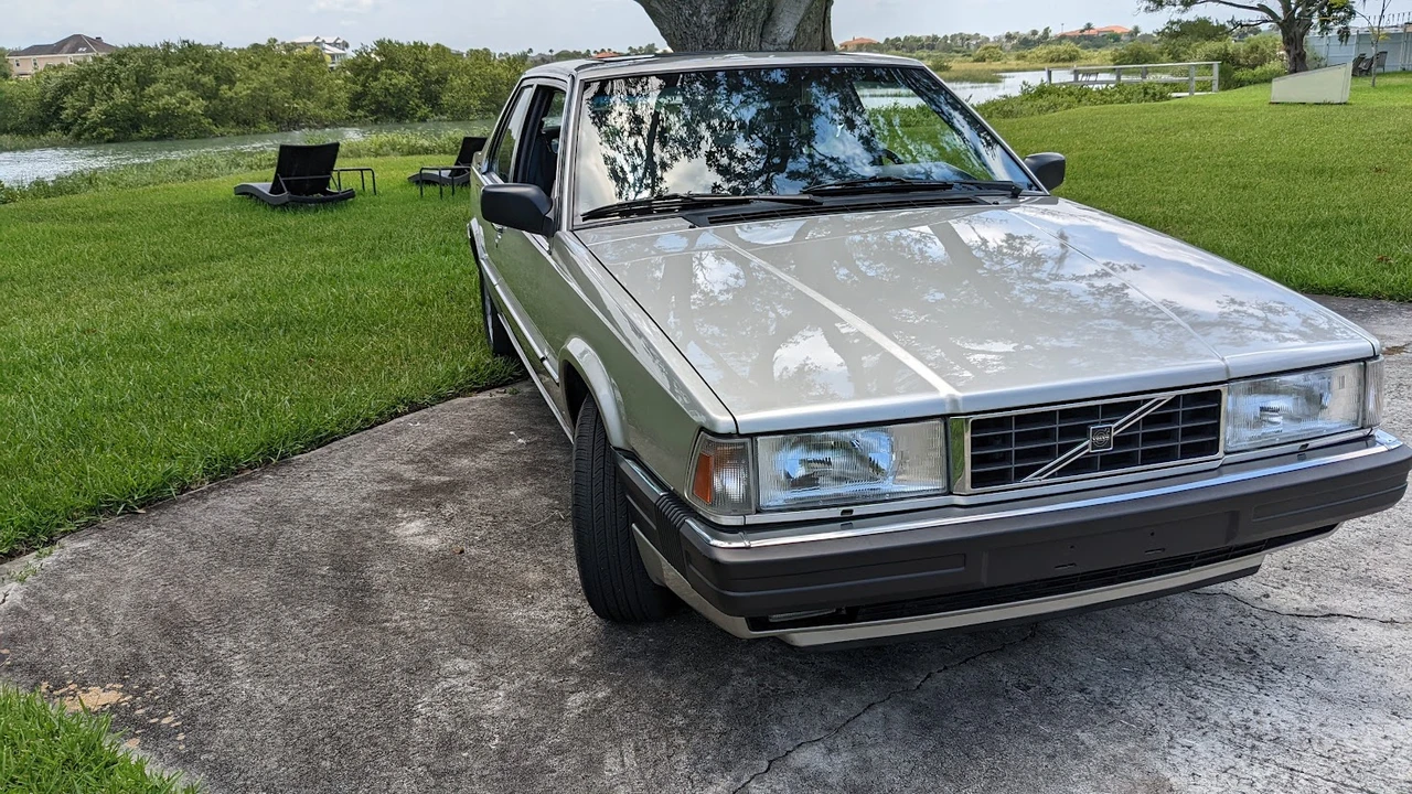 1987 Volvo 780 - Image 20 of 31