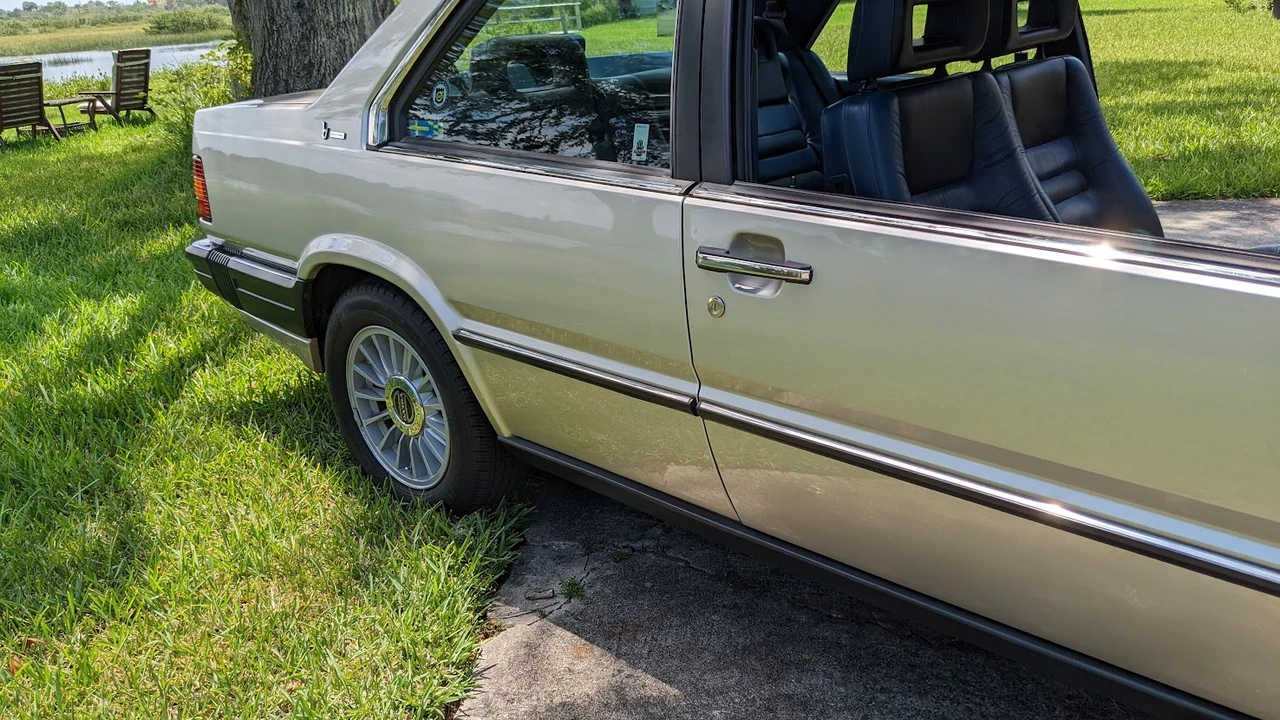 1987 Volvo 780 - Image 28 of 31
