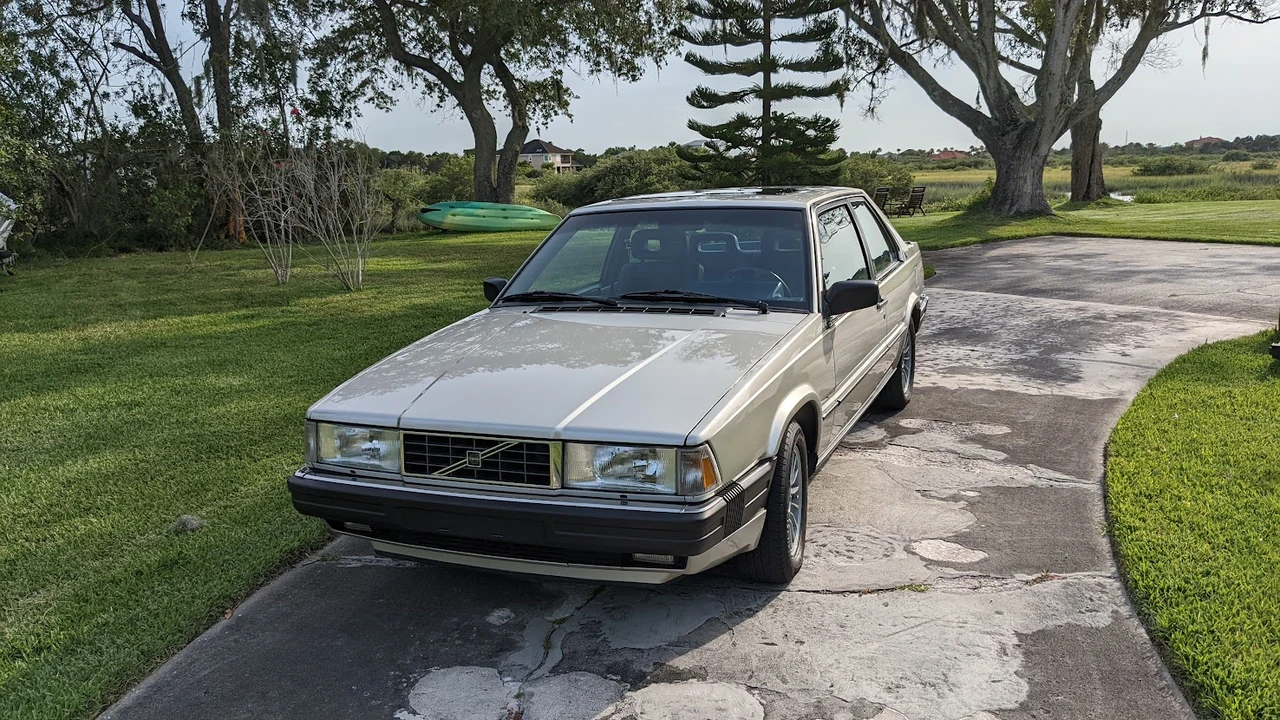 1987 Volvo 780 - Image 4 of 31
