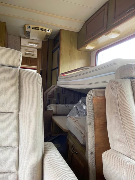 1987 Winnebago - Image 7 of 10