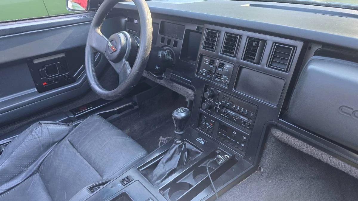 1987 Chevrolet Corvette C4 - Image 6 of 10
