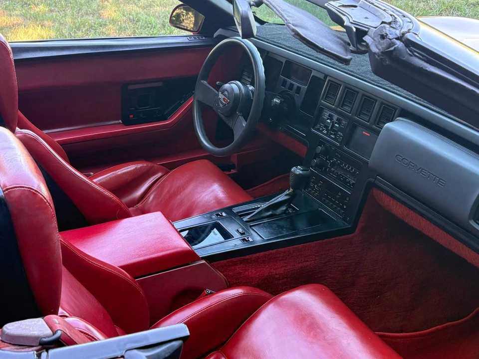 1987 Chevrolet Corvette C4 - Image 5 of 6