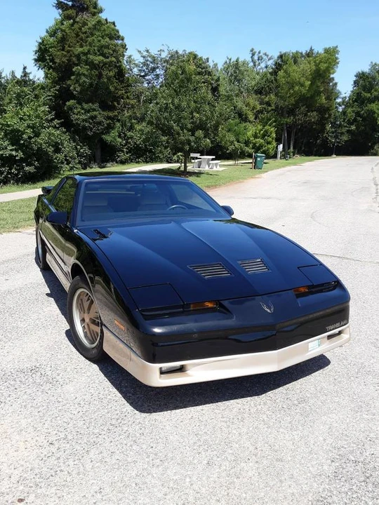 1987 Pontiac Firebird Trans Am 3rd Gen - Image 2 of 9