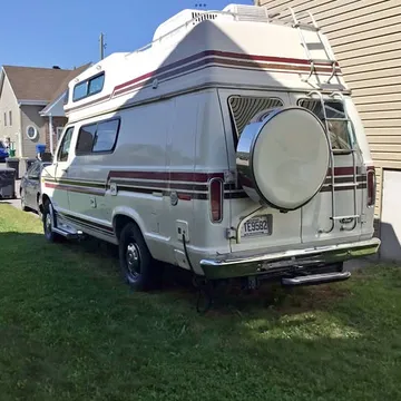 1987 Ford Econoline 250 Camper 4 Places