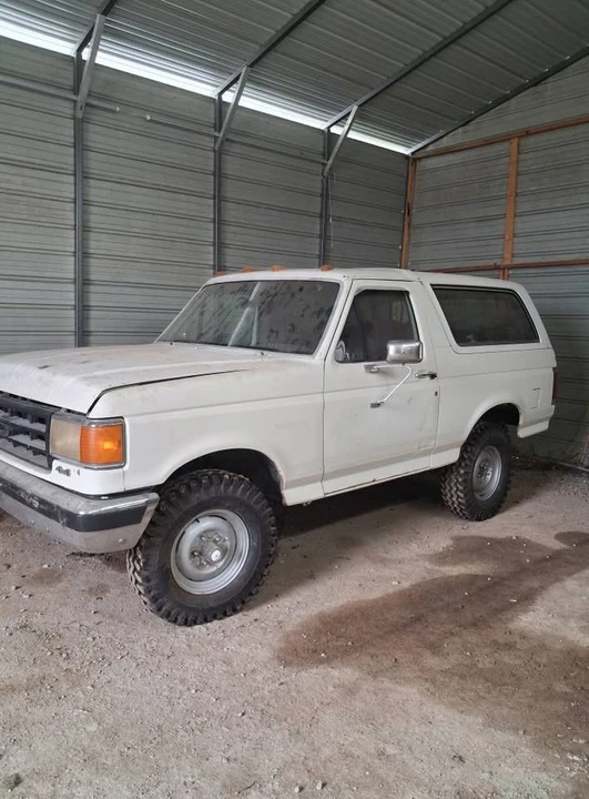 1987 Ford Bronco 4th Gen - Image 4 of 5