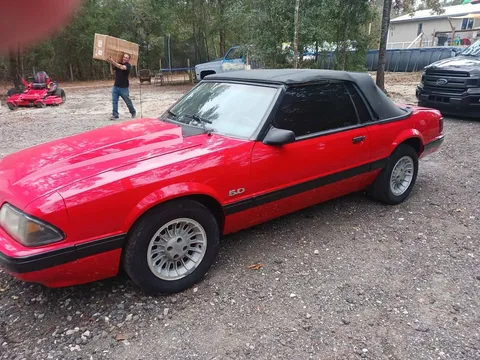 1987 Ford Mustang Convertible