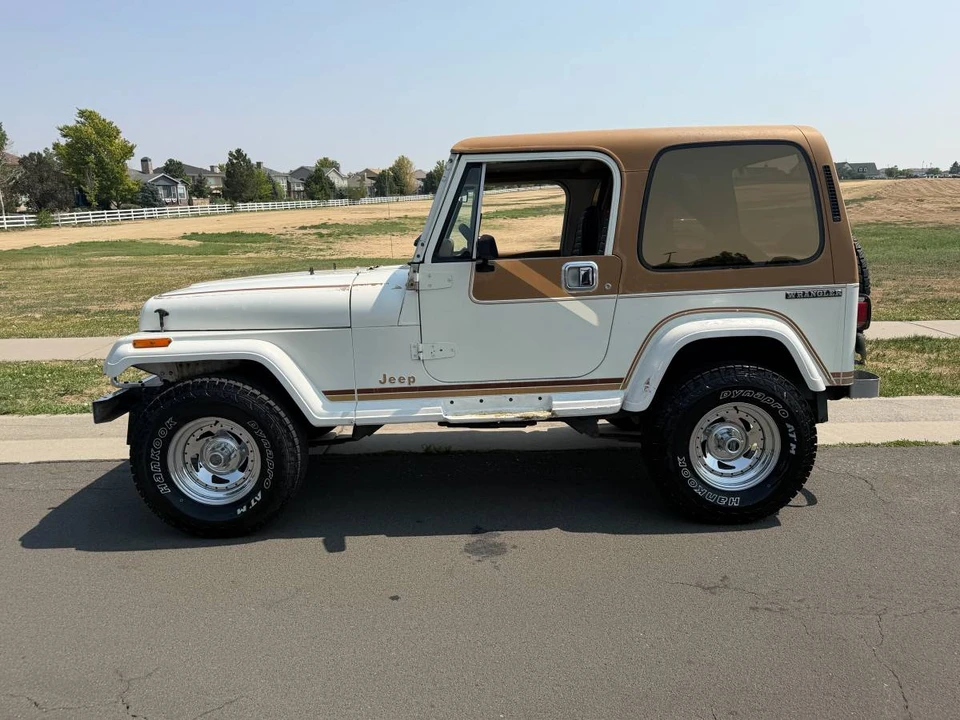 1987 Jeep YJ Wrangler - Image 4 of 15