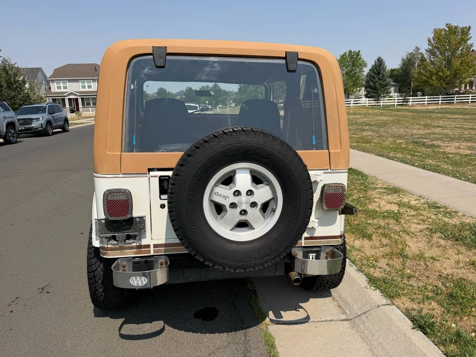 1987 Jeep YJ Wrangler - Image 5 of 14