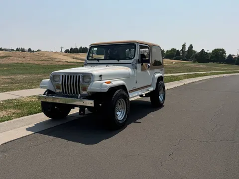 1987 Jeep Wrangler YJ Laredo