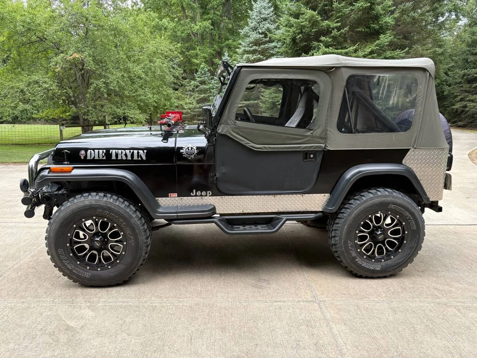 1987 Jeep YJ Wrangler - Image 3 of 14