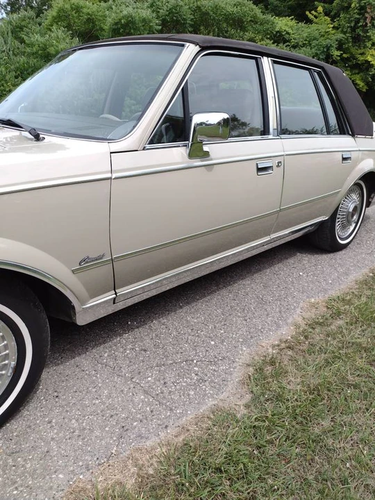1987 Lincoln Continental 7th Gen - Image 4 of 24