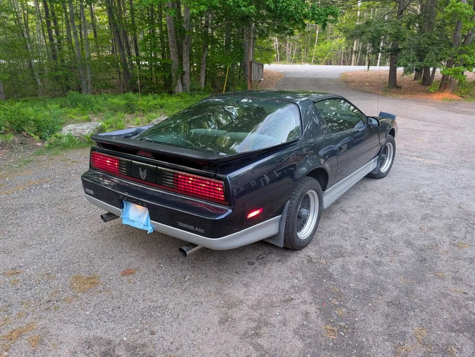 1987 Pontiac Firebird Trans Am 3rd Gen - Image 4 of 11