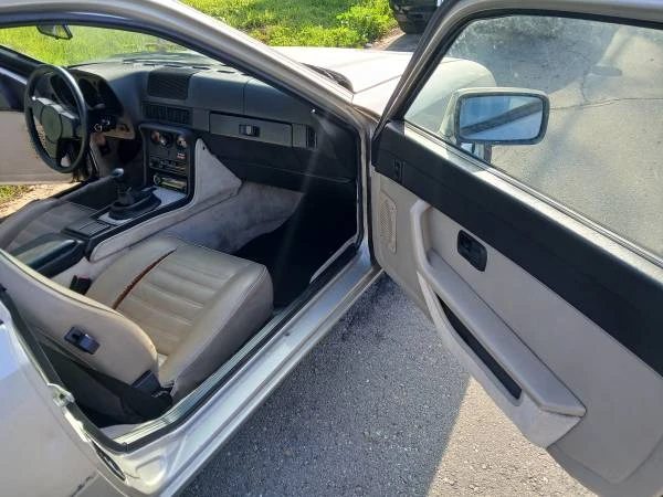 1987 Porsche 924 S - Image 6 of 9