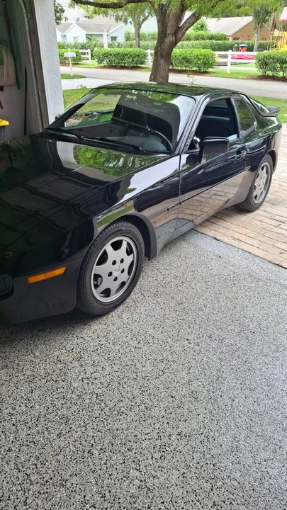 1987 Porsche 944 S - Image 2 of 12